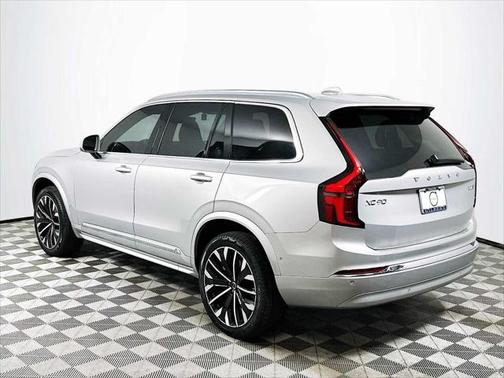 2025 Volvo XC90 B6 Ultra