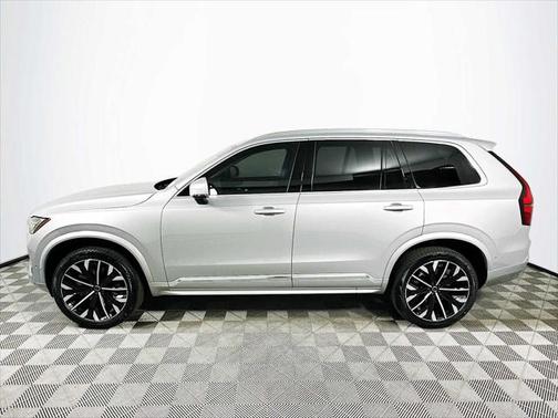 2025 Volvo XC90 B6 Ultra