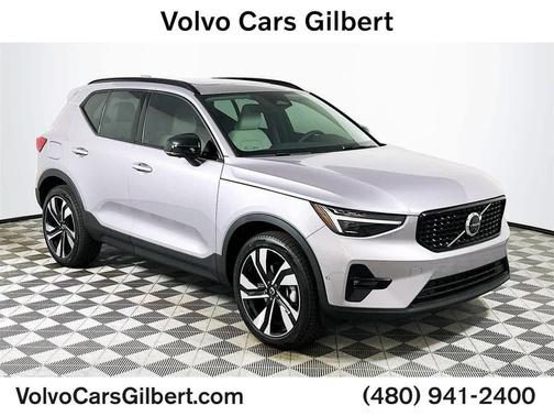 2026 Volvo XC40 B5 Ultra