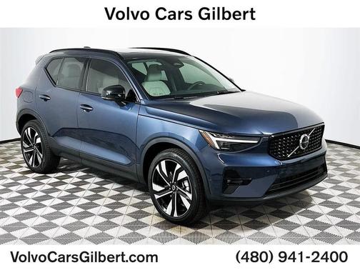 2026 Volvo XC40 B5 Ultra