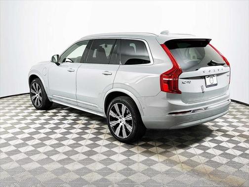 2025 Volvo XC90 Plug-In Hybrid T8 Plus 7-Seater