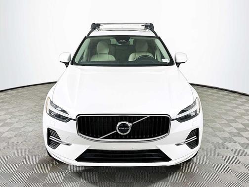 2023 Volvo XC60 B5 Core