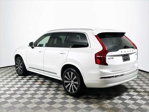 2024 Volvo XC90 B5 Core Bright Theme