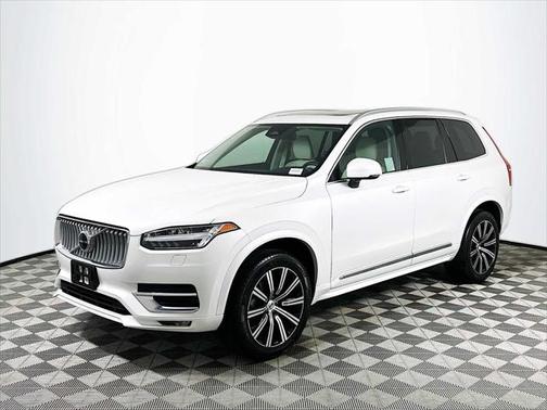 2024 Volvo XC90 B5 Core Bright Theme