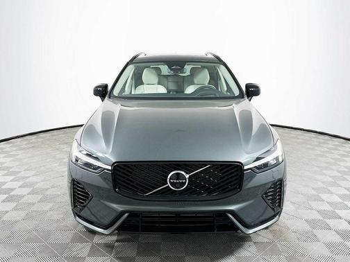 2026 Volvo XC60 Plug-In Hybrid T8 Ultra