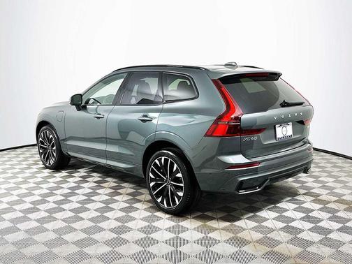 2026 Volvo XC60 Plug-In Hybrid T8 Ultra
