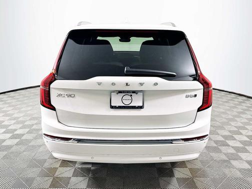 2026 Volvo XC90 Core, B5 AWD Gas (mild hybrid), Gasoline, Bright, 7 Seats