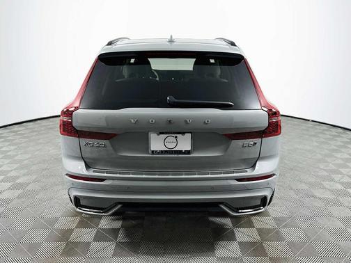 VAPOUR GRY MET 2026 Volvo XC60 B5 Ultra