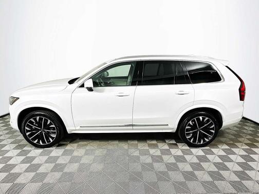 2026 Volvo XC90 B6 Ultra 6-Seater