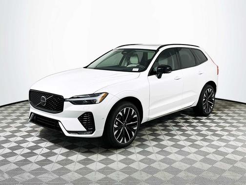 2026 Volvo XC60 B5 Ultra