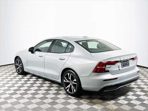 2025 Volvo S60 B5 Core