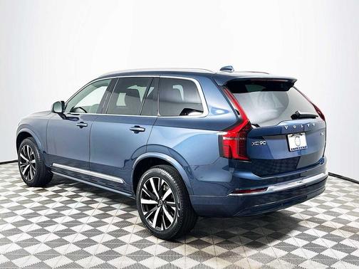 2026 Volvo XC90 B5 Core