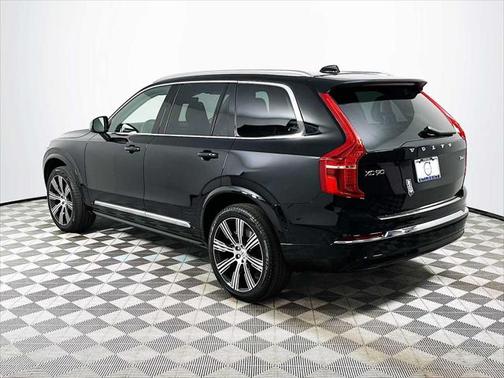 2025 Volvo XC90 B6 Plus 7-Seater
