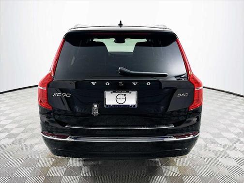 2025 Volvo XC90 B6 Plus 7-Seater