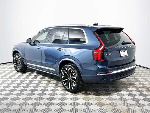 2026 Volvo XC90 B6 Plus 6-Seater