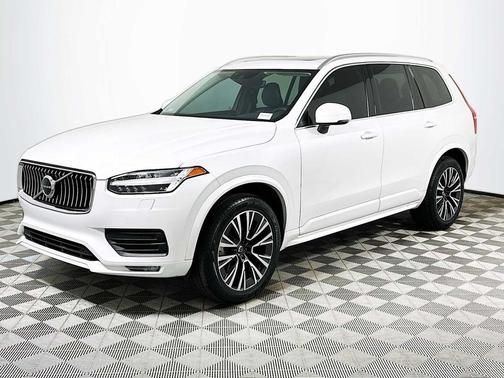 2021 Volvo XC90 T5 Momentum