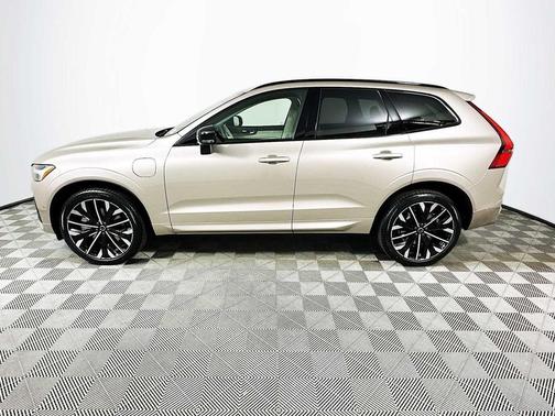 2026 Volvo XC60 Plug-In Hybrid Ultra, T8 AWD Electric/Gasoline, Dark