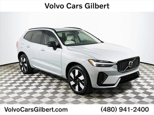 2025 Volvo XC60 Plug-In Hybrid T8 Plus