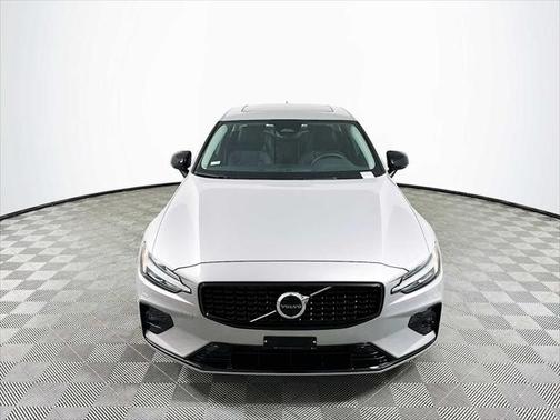 2025 Volvo S60 B5 Core