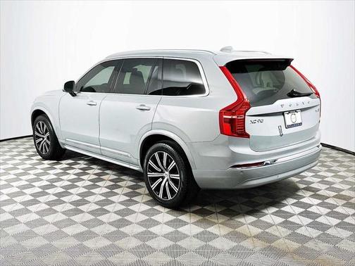 2025 Volvo XC90 B5 Core