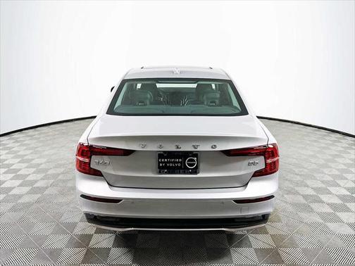 2025 Volvo S60 B5 Core