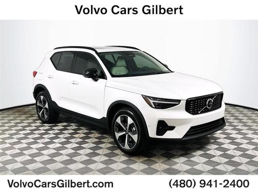 2026 Volvo XC40 Plus, B5 AWD Gas (mild hybrid), Dark