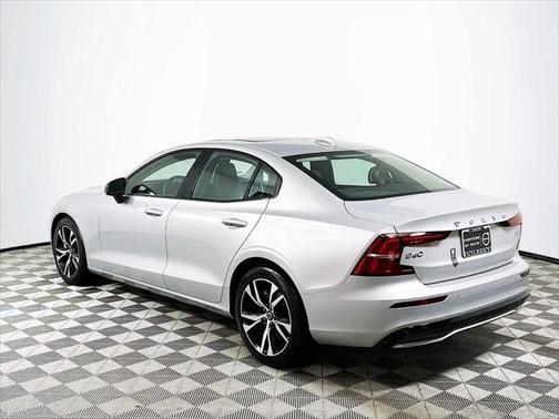 2025 Volvo S60 B5 Core