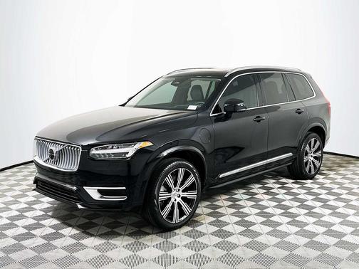 2024 Volvo XC90 Recharge Plug-In Hybrid T8 Ultimate Bright Theme 7-Seater