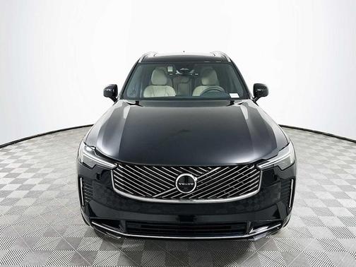2025 Volvo XC90 Plug-In Hybrid T8 Plus 7-Seater