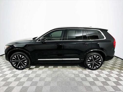 2025 Volvo XC90 Plug-In Hybrid T8 Plus 7-Seater