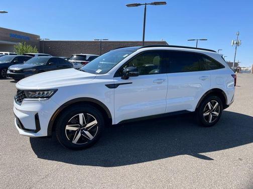 2023 Kia Sorento S