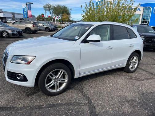 2016 Audi Q5 2.0T Premium Plus