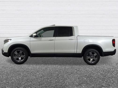 Platinum White Pearl 2026 Honda Ridgeline RTL