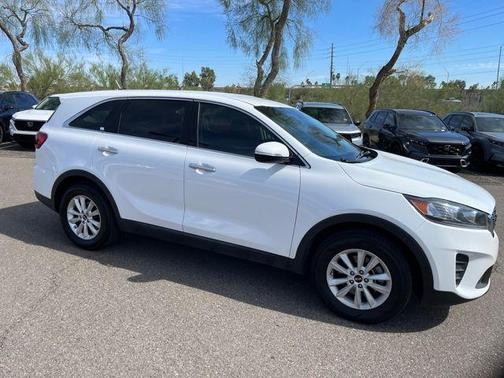 2019 Kia Sorento L