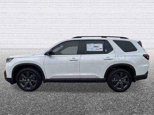 Platinum White Pearl 2026 Honda Pilot Sport