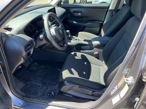Modern Steel Metallic 2025 Honda HR-V LX