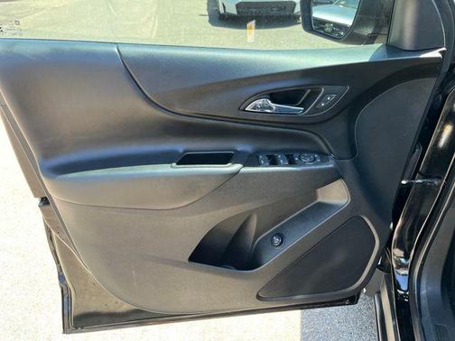 Mosaic Black Metallic 2022 Chevrolet Equinox 1LT