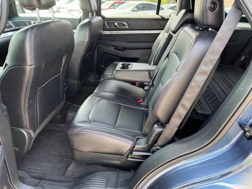 Blue Metallic 2019 Ford Explorer sport