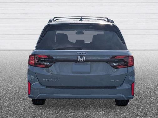 Sonic Gray Pearl 2026 Honda Odyssey Elite