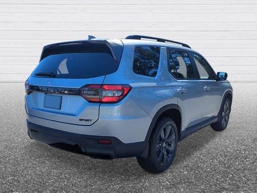 Solar Silver Metallic 2026 Honda Pilot Sport