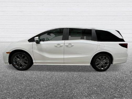 Platinum White Pearl 2027 Honda Odyssey Touring