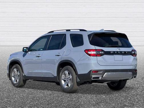 Sonic Gray Pearl 2026 Honda Pilot EX-L