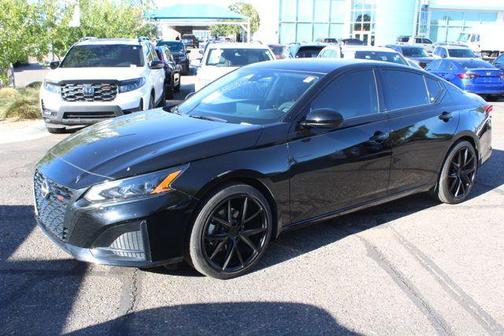 2023 Nissan Altima 2.5 SR