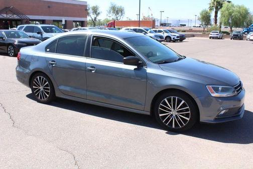 2015 Volkswagen Jetta 1.8T Sport