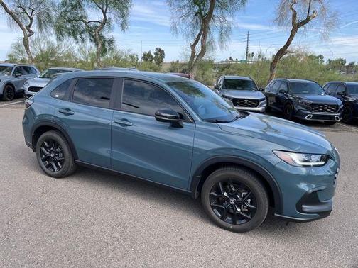 Pearl 2024 Honda HR-V Sport