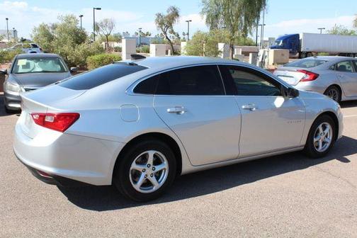 2017 Chevrolet Malibu 1LS