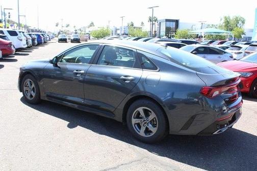 2022 Kia K5 LXS