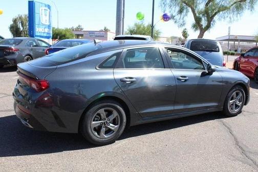 2022 Kia K5 LXS