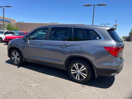 Modern Steel Metallic 2018 Honda Pilot EX-L
