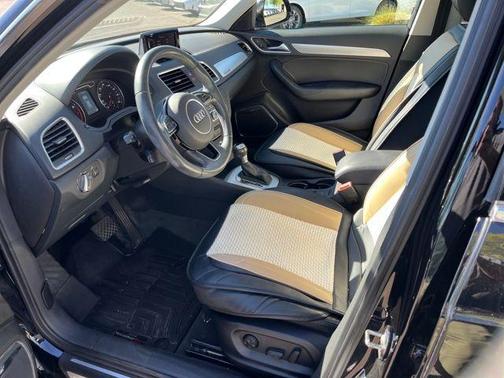 2015 Audi Q3 2.0T Prestige